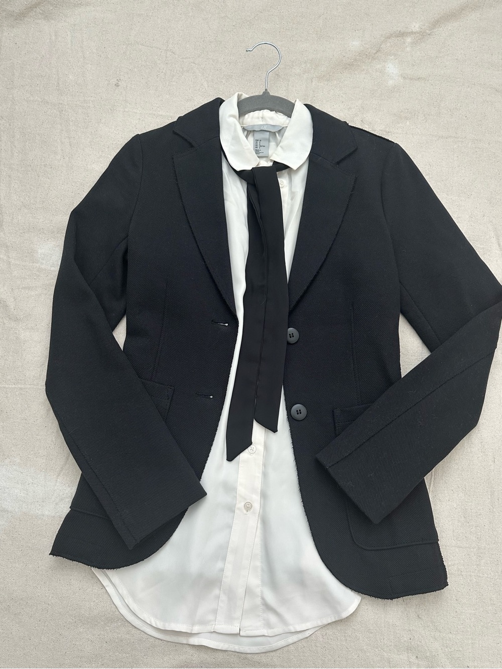 (BUNDLE) H&M L.O.G.G. Half-Lined Black Cotton Two Buttons Blazer Jacket - Size 2